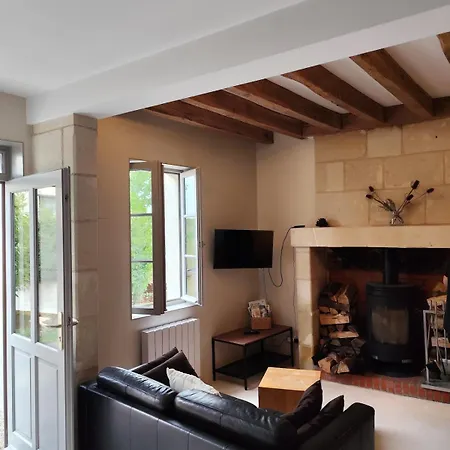 Logis Troglodyte Cosy & Vue Sur La Loire Ferienhaus