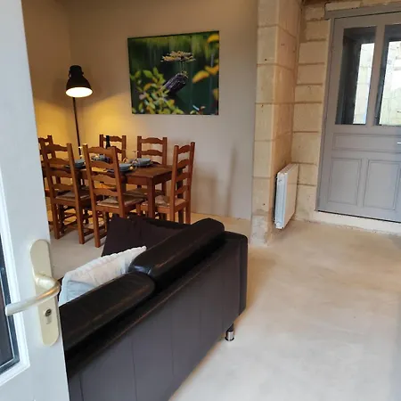 Logis Troglodyte Cosy & Vue Sur La Loire Ferienhaus *