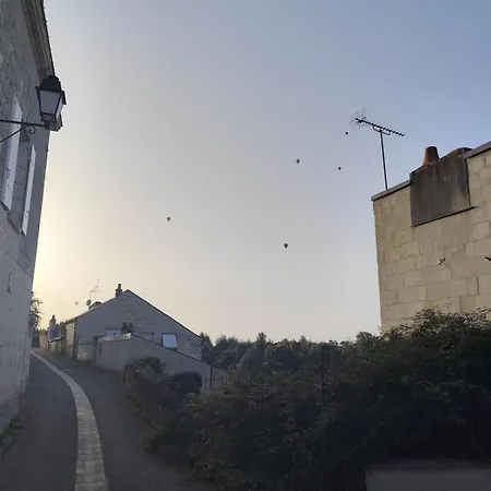 Logis Troglodyte Cosy & Vue Sur La Loire Ferienhaus *